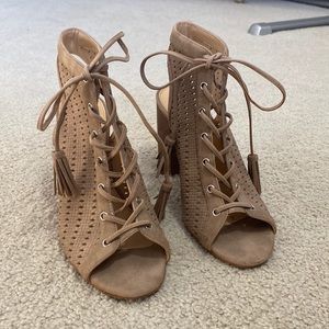 Jessica Simpson Heels